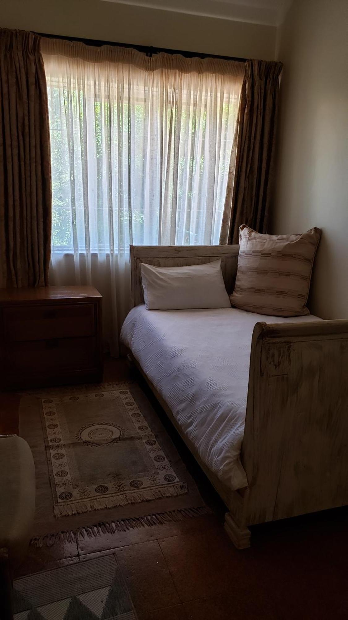 Zereniti House Hotel Muyaka ภายนอก รูปภาพ