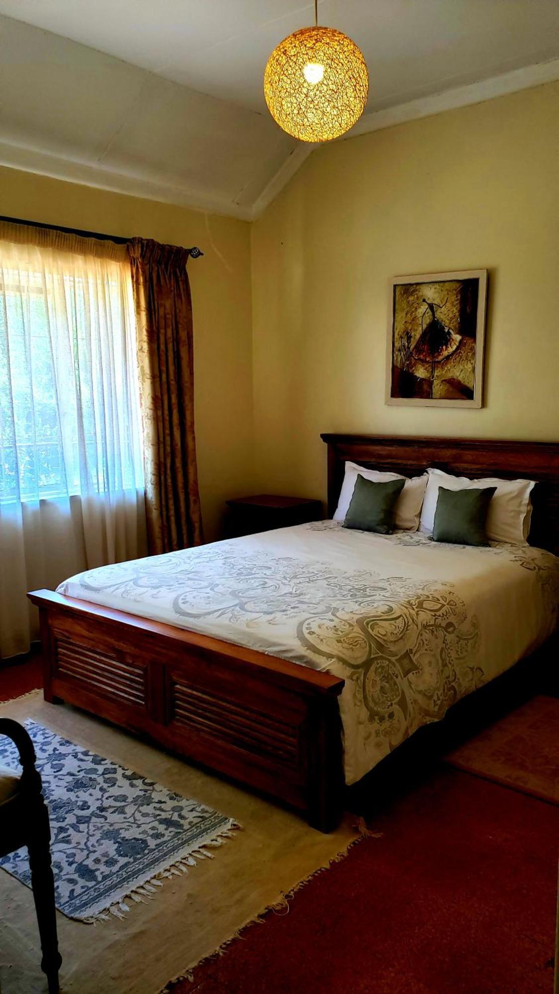 Zereniti House Hotel Muyaka ภายนอก รูปภาพ