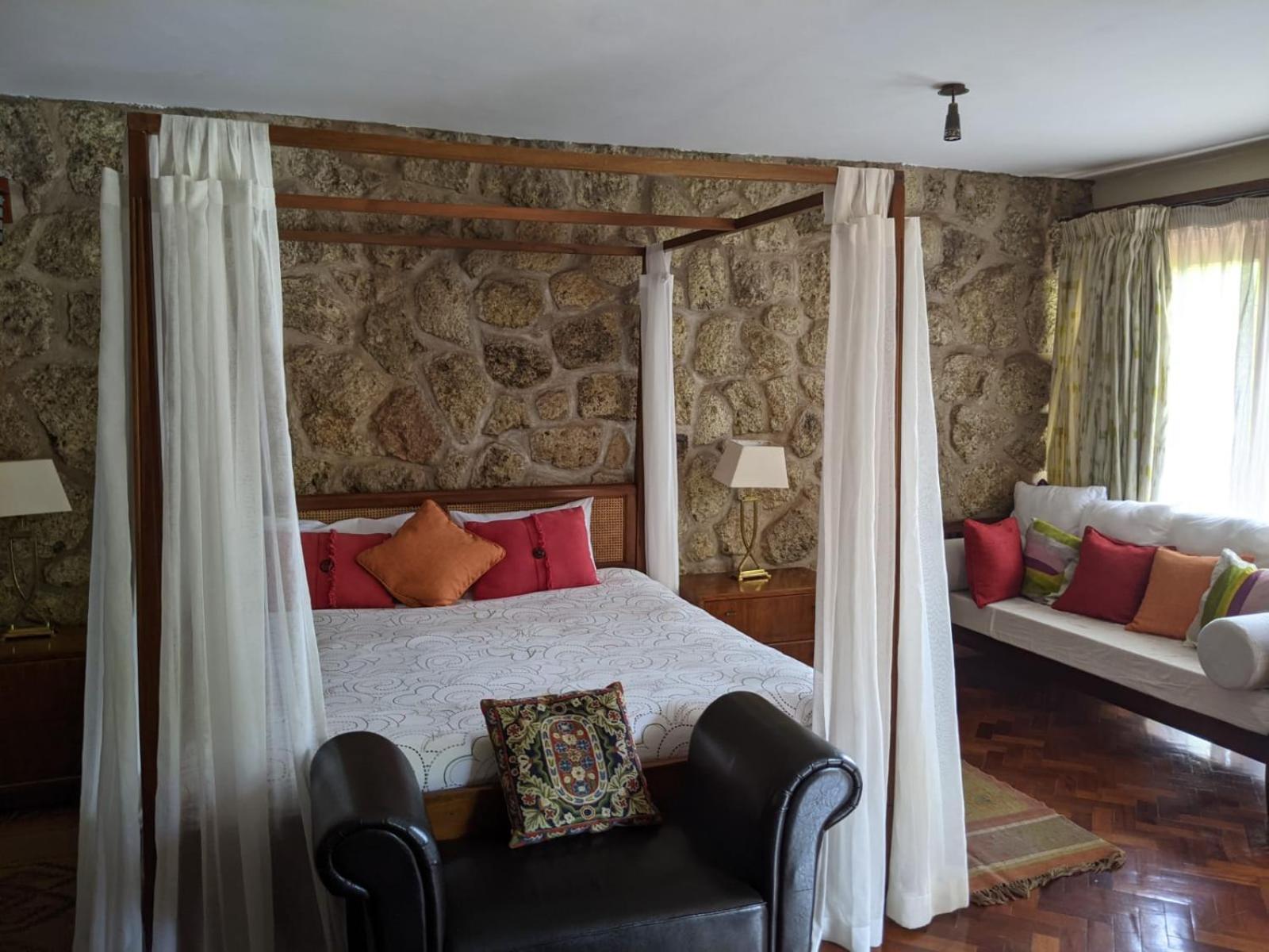 Zereniti House Hotel Muyaka ภายนอก รูปภาพ